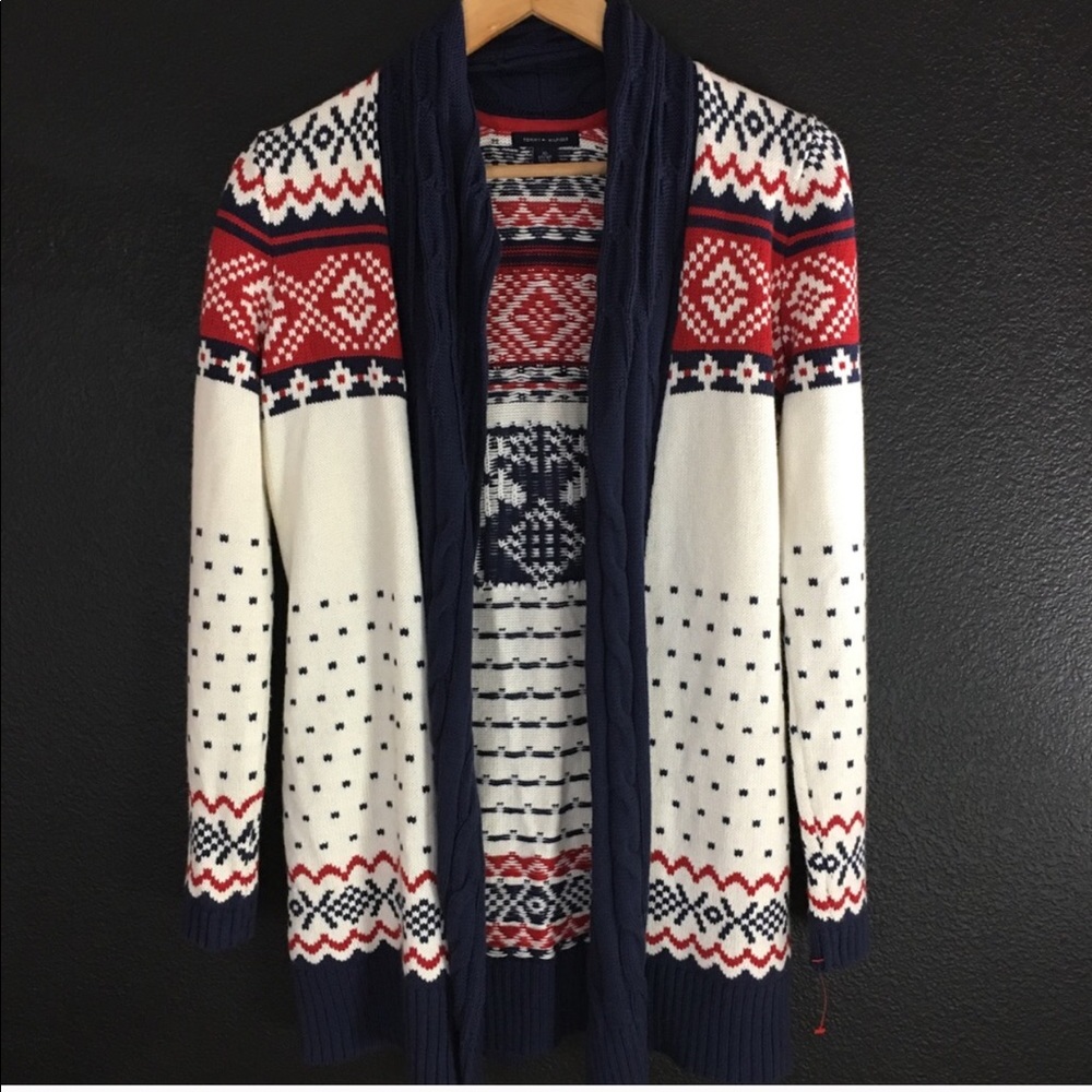 Vintage Tommy Hilfiger Winter Cardigan Sweater!